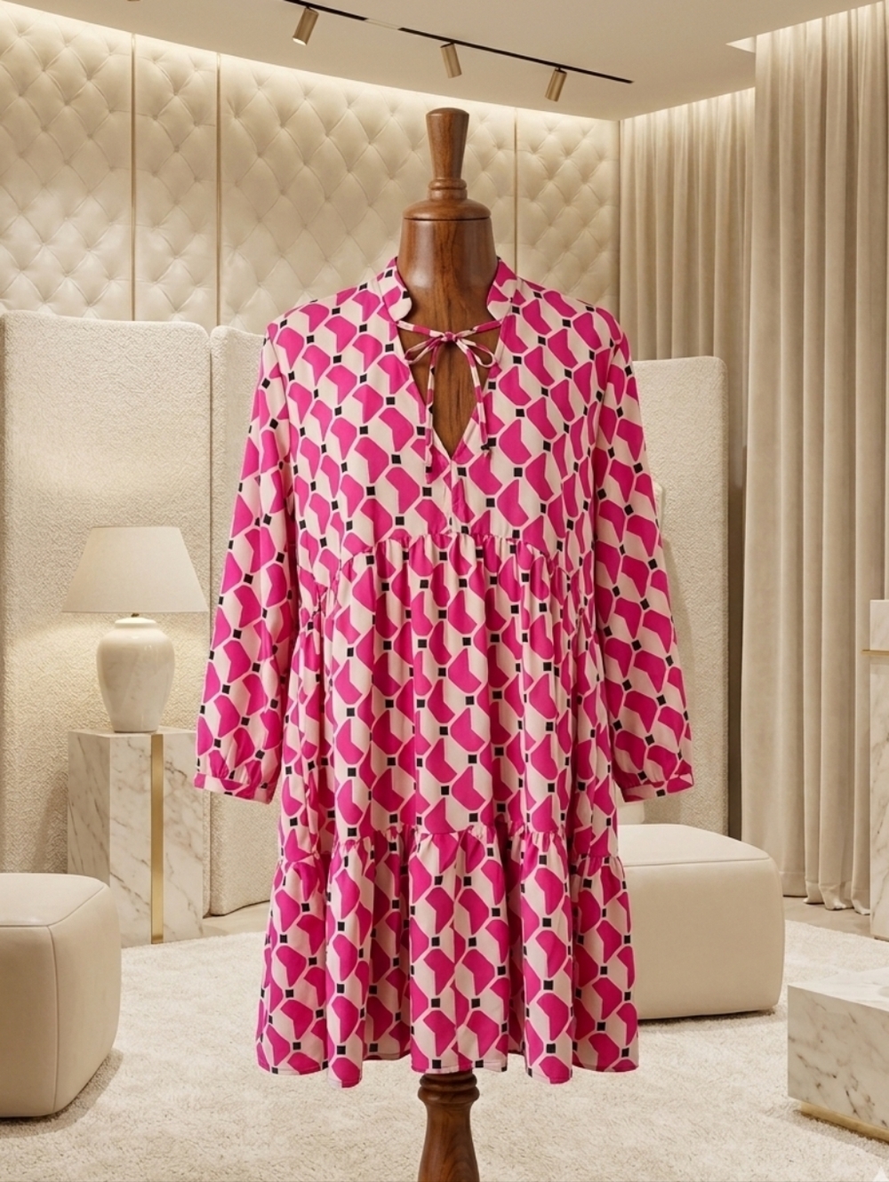 Sunday Up Size Large Pink Cream Black Geometric Ruffle Dress